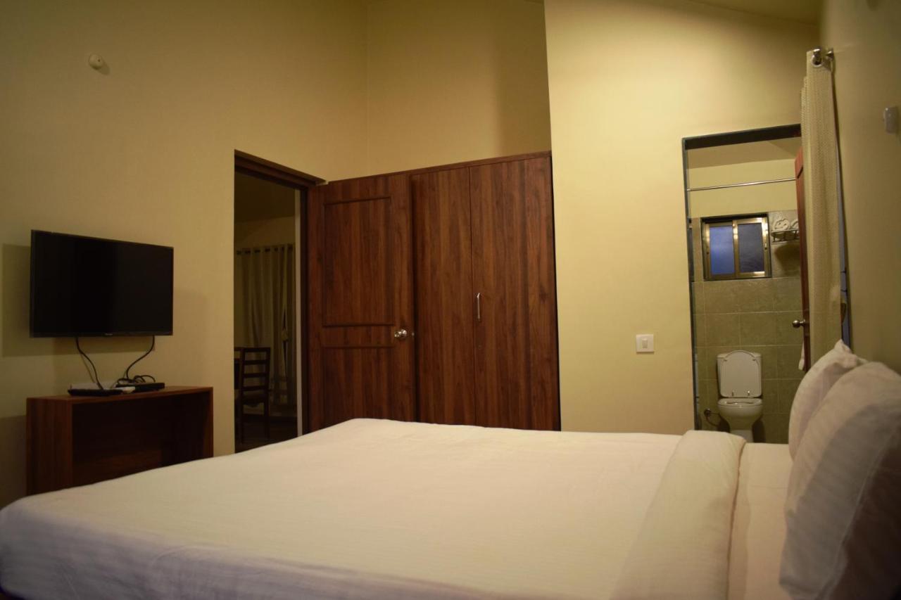 Regenta Resort Mango Village Guhagar Kudān Extérieur photo