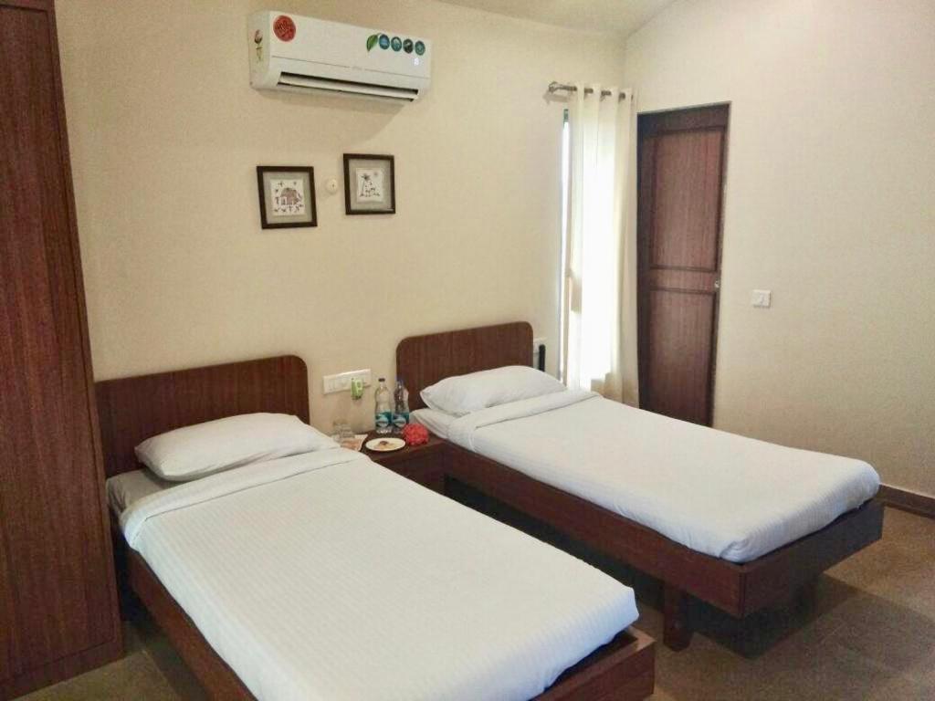 Regenta Resort Mango Village Guhagar Kudān Extérieur photo